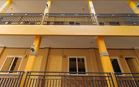 RedDoorz Plus near Palembang Square Mall